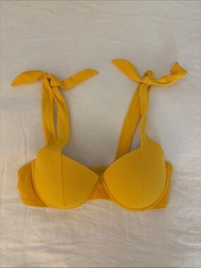 Shade & Shore Yellow Textured Tie-Strap Padded Bikini Top